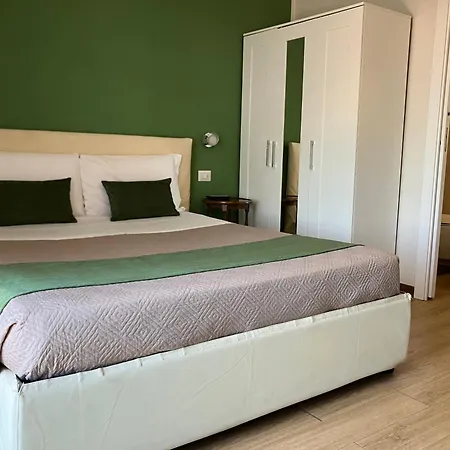 Cute And Cozy Train Station Appartement *